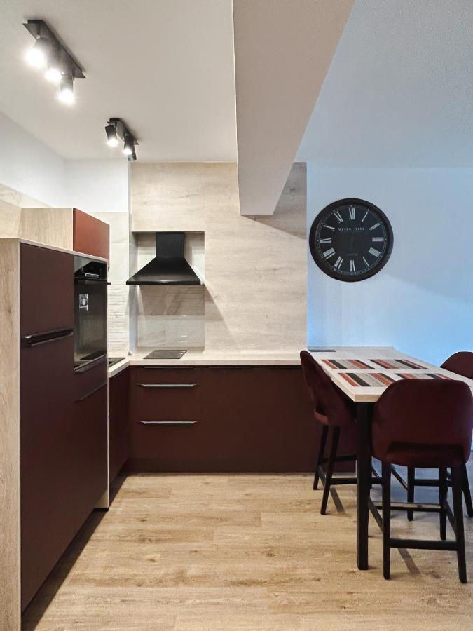 Bg Luximmo Apartments Cluj-Napoca Luaran gambar